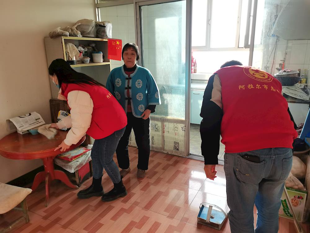 青松路街道開展“情暖夕陽 志愿服務(wù)送上門”系列志愿服務(wù)活動(dòng)