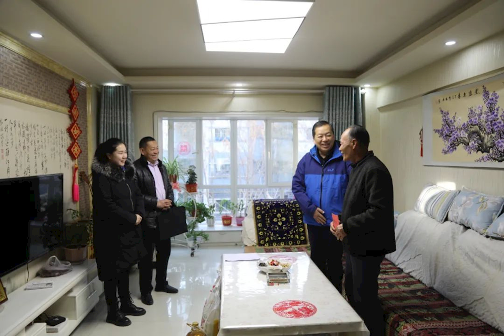 年前慰問送關(guān)懷 歲末天寒暖人心
