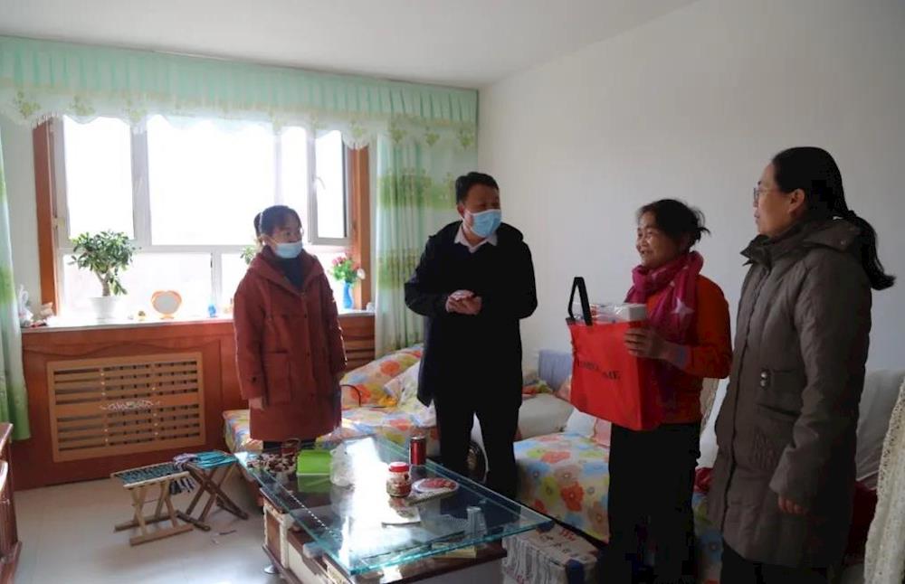 十四團擁軍慰問暖人心 軍民魚水情誼深