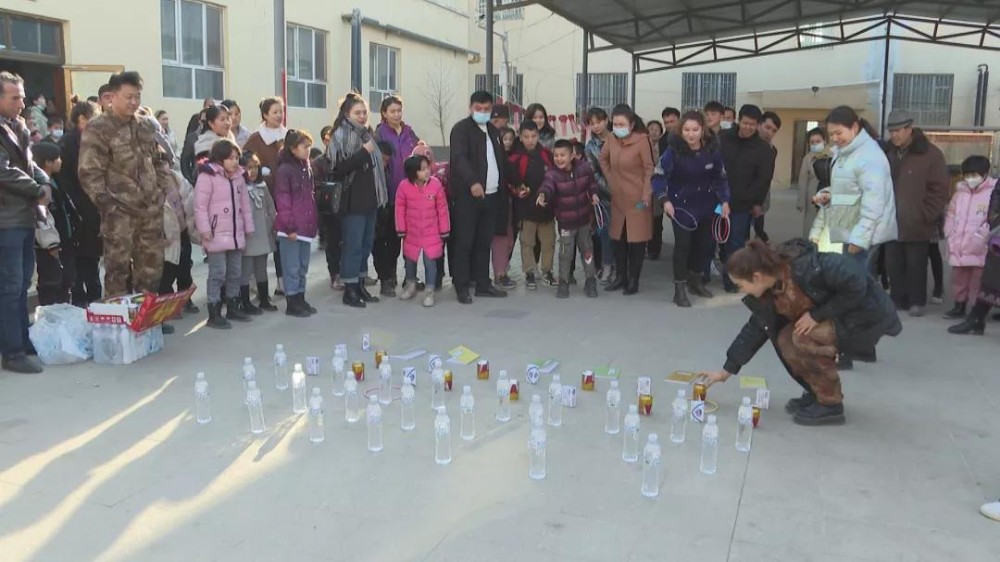 一團新黃宮社區開展元宵節文化娛樂活動