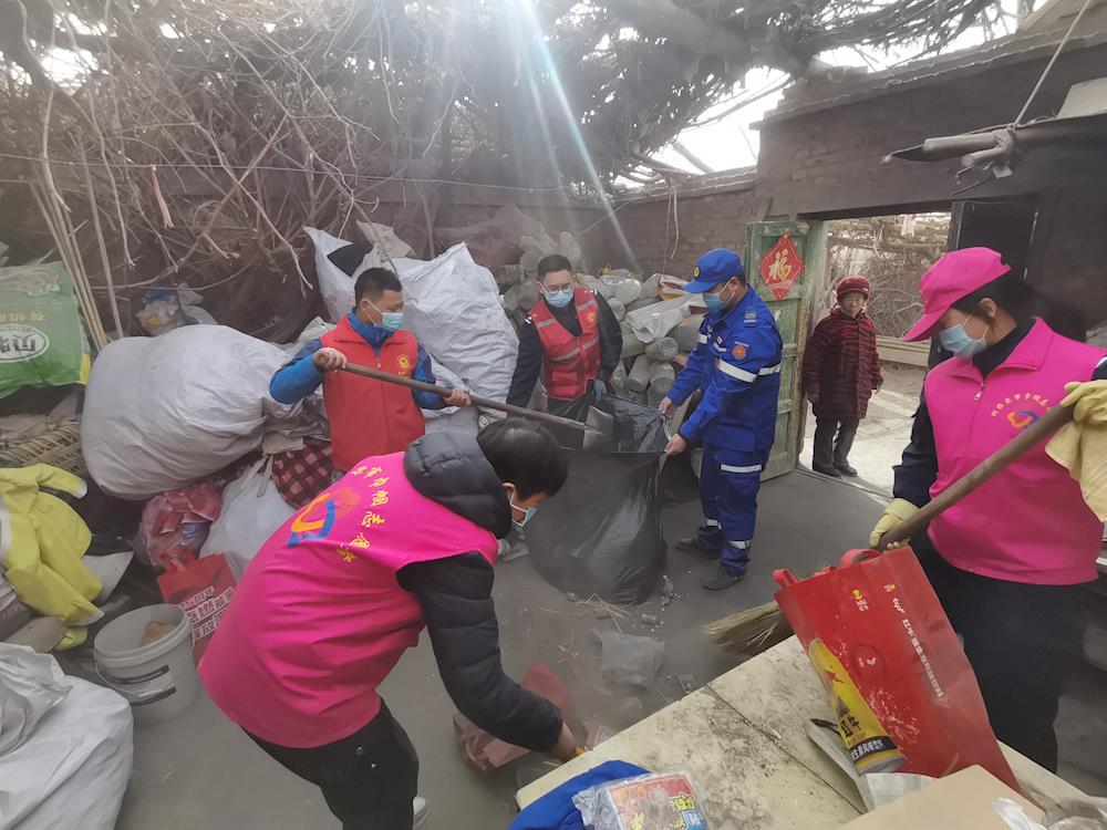 陽光社區(qū)開展“學雷鋒 見行動”志愿服務活動