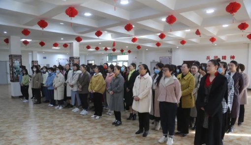 【新時代文明實踐】十二團開展“與美麗為伴，攜幸福同行”三·八婦女節活動