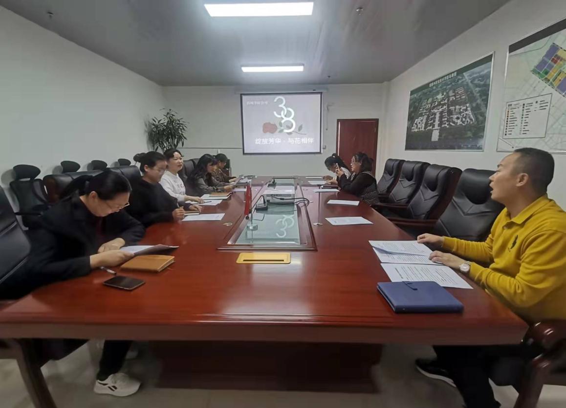 【“三八”婦女節系列】綻放芳華，與花相伴