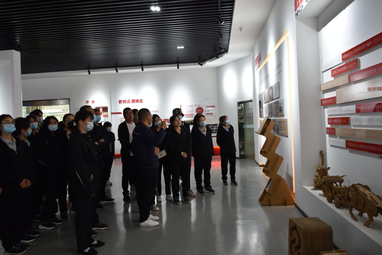 新農乳業公司慶“五·一”迎“五·四”主題團建活動精彩紛呈   