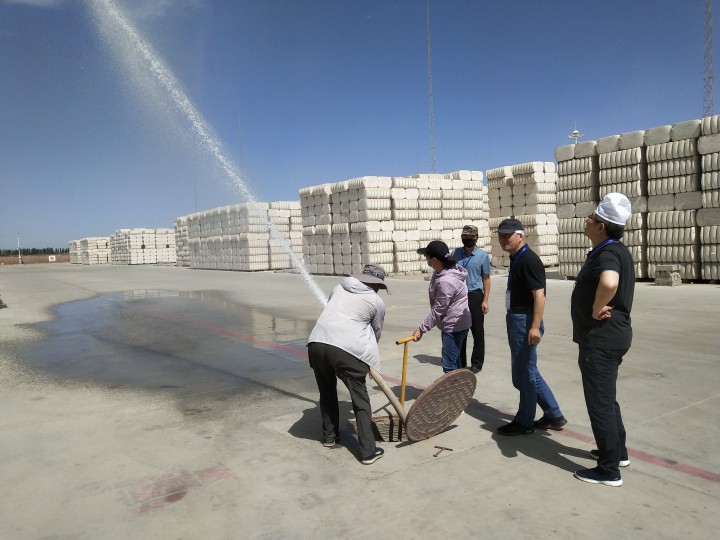 全國棉花交易市場王軍權副總經理一行赴阿拉爾鵬宇棉花倉儲庫調研指導工作
