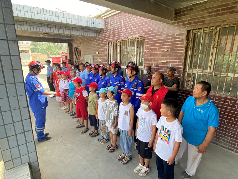 陽光社區開展地震應急演練