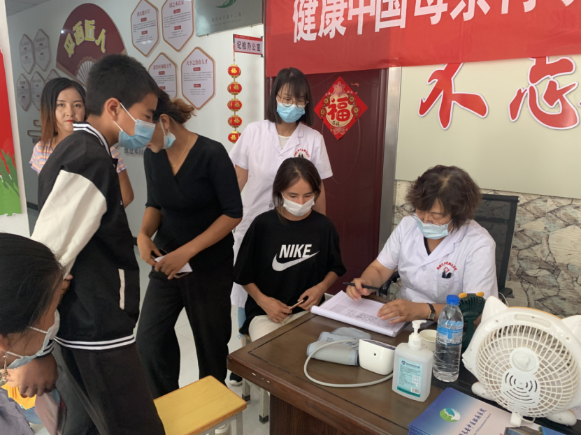 四團“健康中國 母親行動”義診活動