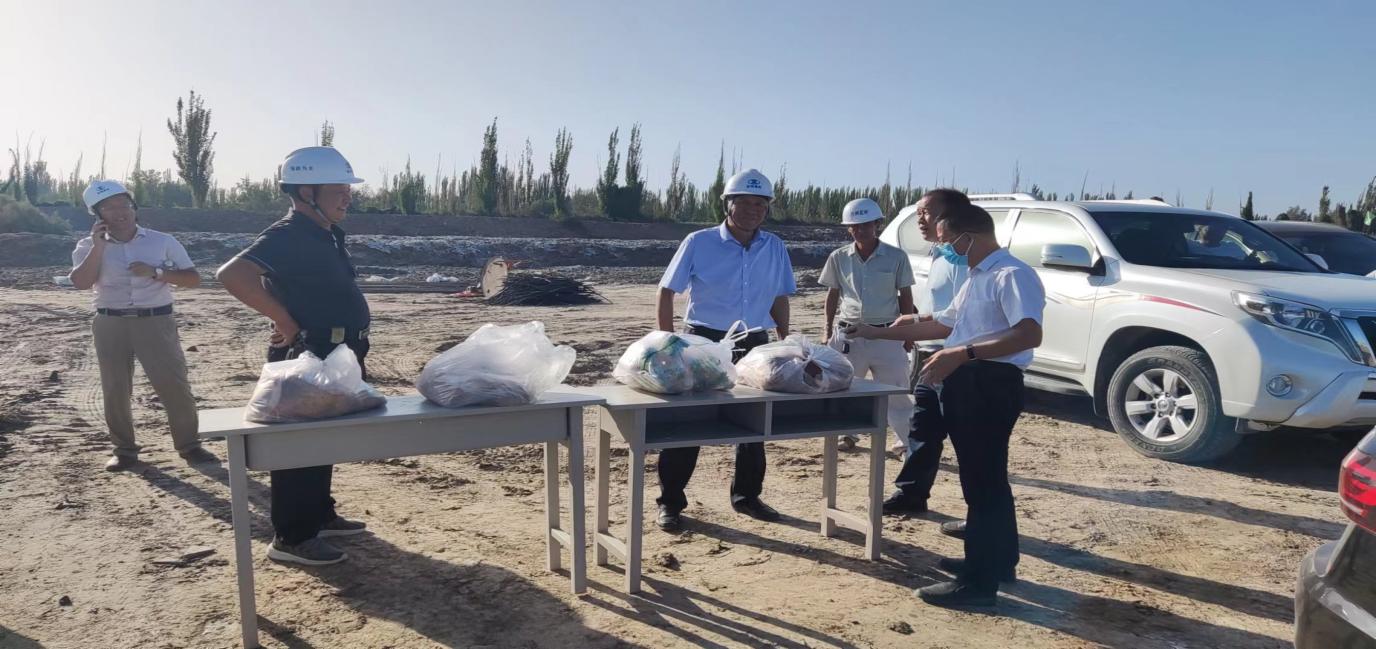 情系一線工人，中秋慰問送溫暖