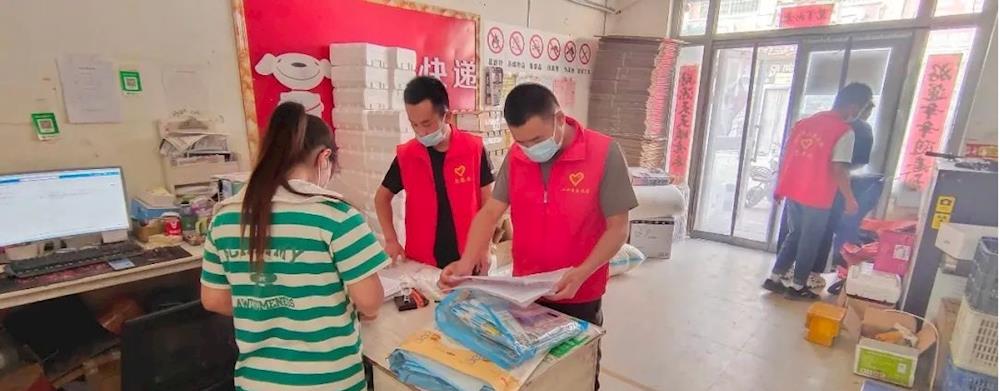 十四團陽光社區開展國慶節前宣傳活動·迎接“黨的二十大”