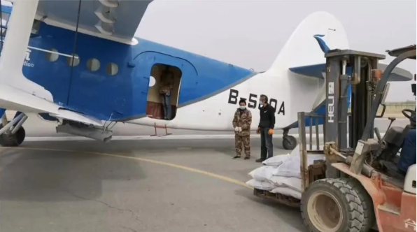 十二團飛播造林播撒綠色希望