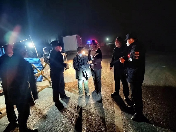 人民警察為人民 深夜救助暖人心