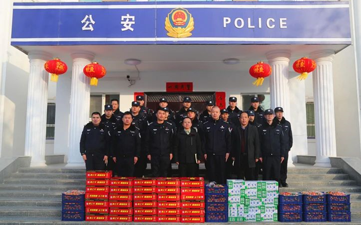 【新年慰問】六團(tuán)黨委慰問春節(jié)期間堅(jiān)守崗位人員