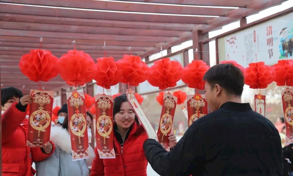 十四團舉行元宵佳節慶祝活動 熱熱鬧鬧過元宵