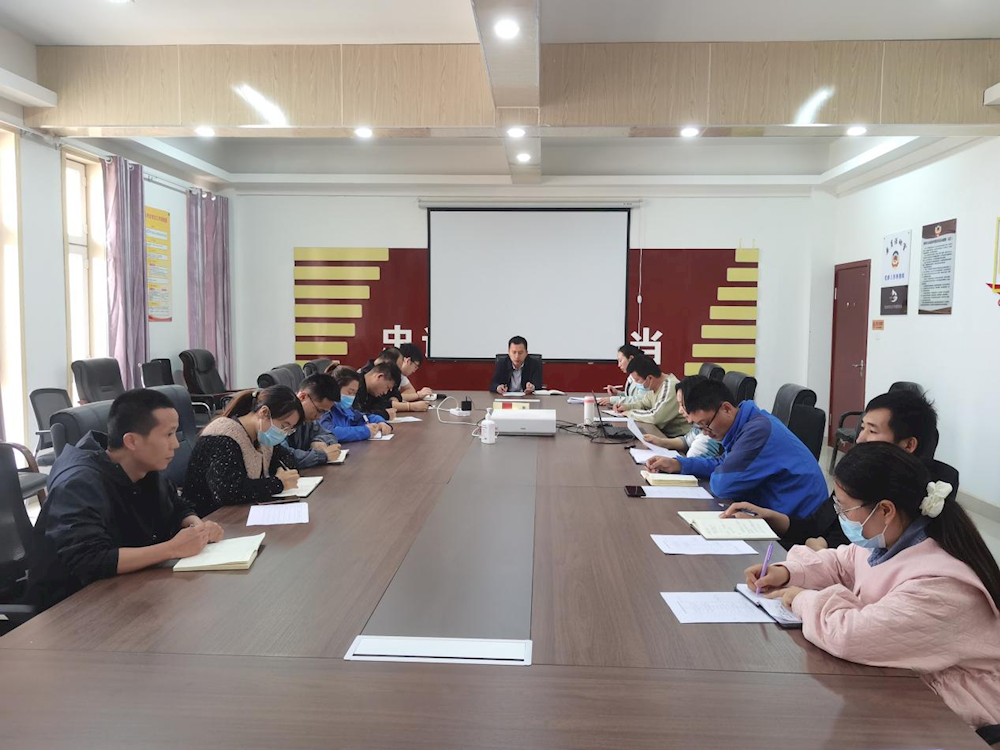 開展黨務知識培訓 加強黨員干部隊伍建設