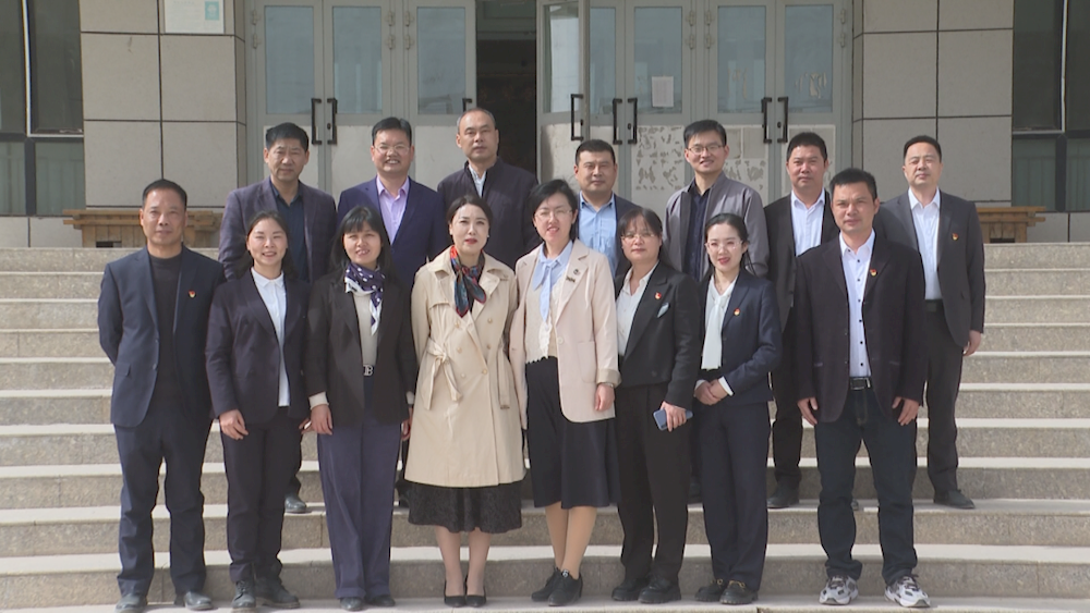 臺州市援疆指揮部領導一行 來一團調研教育援疆工作