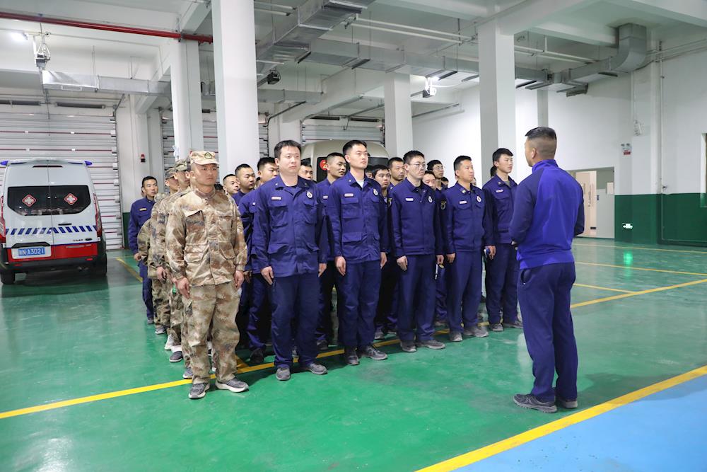 第一師阿拉爾市舉辦危險化學品應急救援隊專職消防員培訓