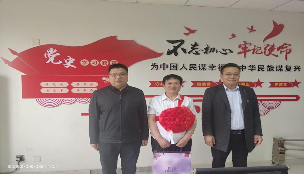 李風霞 ∣ 在醫療衛生崗位上奉獻三十余載