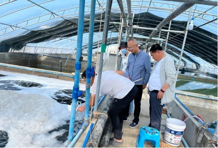 十四團(tuán)：致富路上“蝦”起勁