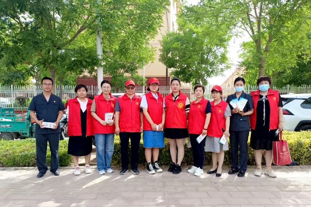 三團開展“講文明 樹新風”志愿服務活動