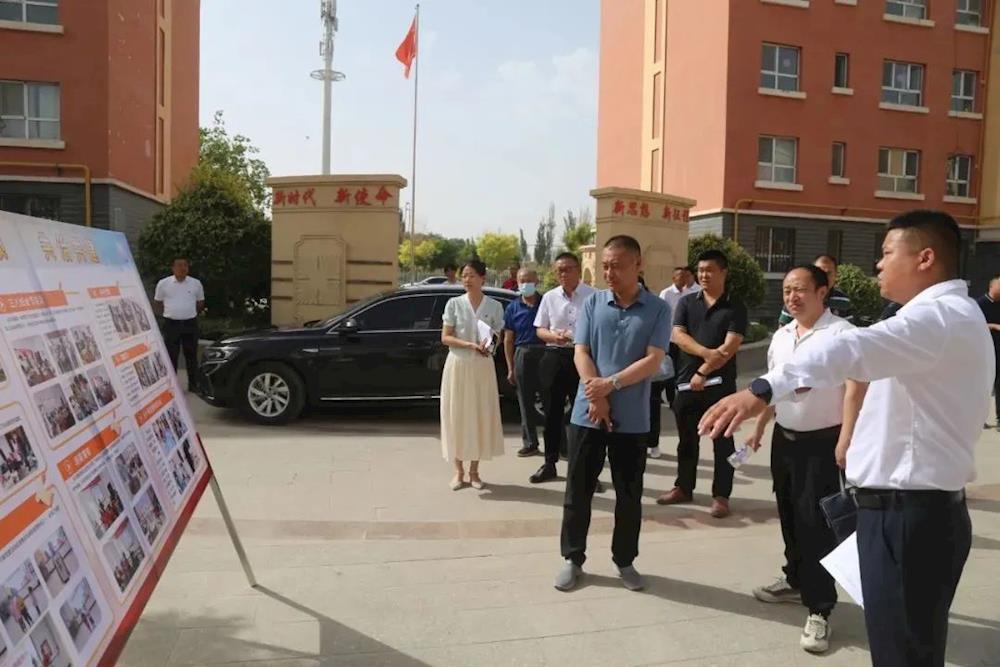 黨建引領高質量發展—十二團召開社區觀摩現場會