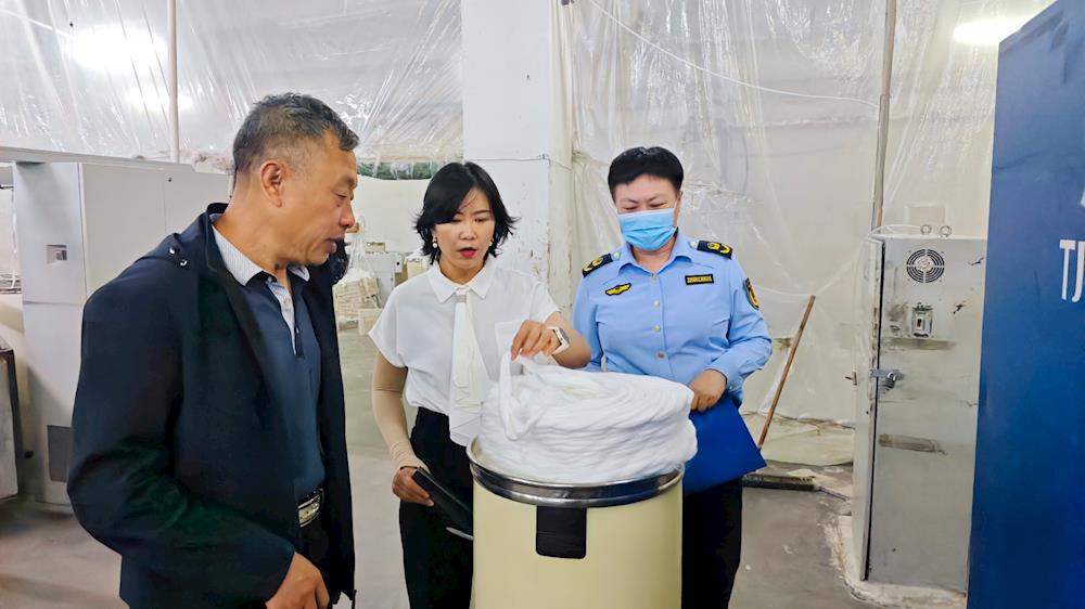 師市市場監管局開展轄區紡織服裝企業生產經營情況調研活動