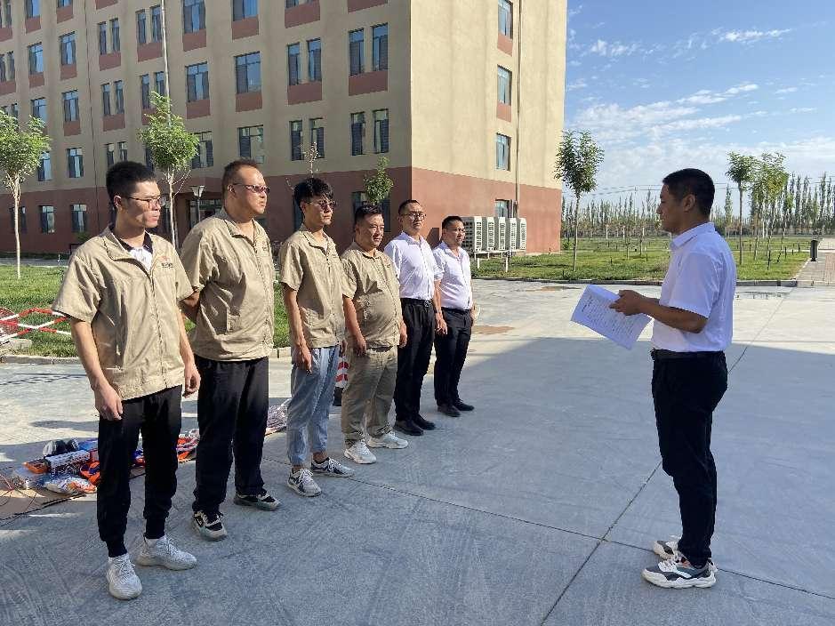 科教集團(tuán)物業(yè)分公司開展有限空間應(yīng)急演練