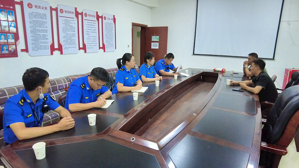 城管執法力量下沉，助力團場環境治理