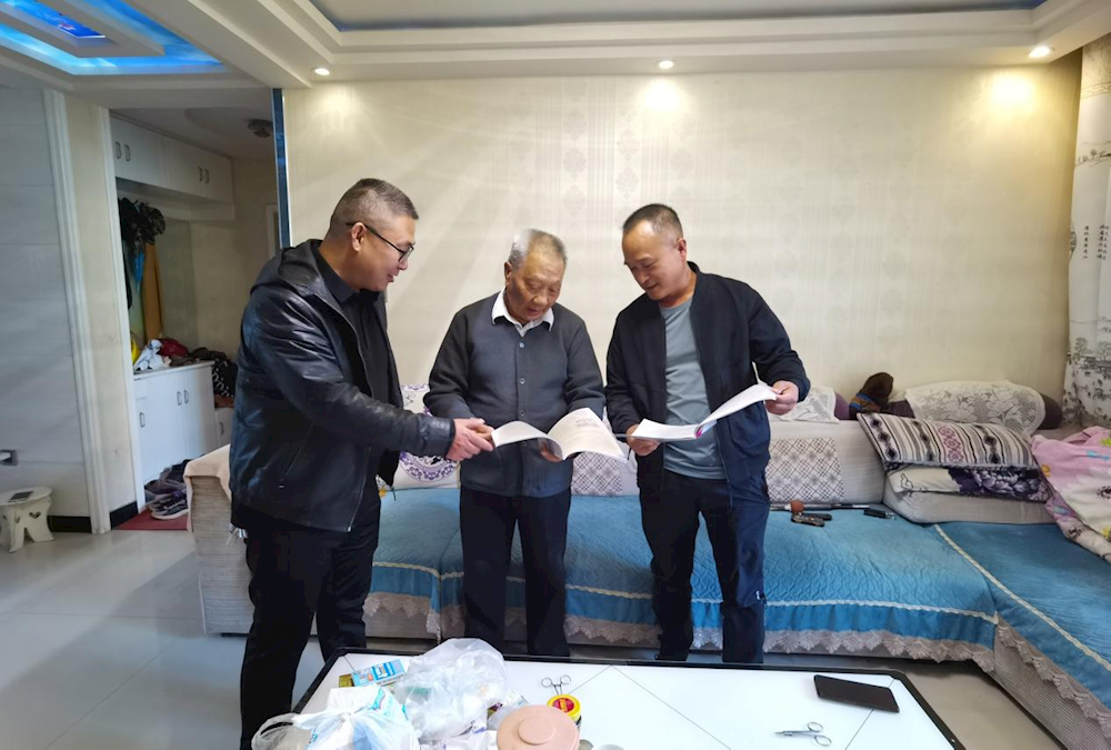 昆崗社區(qū)退役軍人服務(wù)站開展“情系退役軍人 政策宣傳入戶更暖心”活動(dòng)