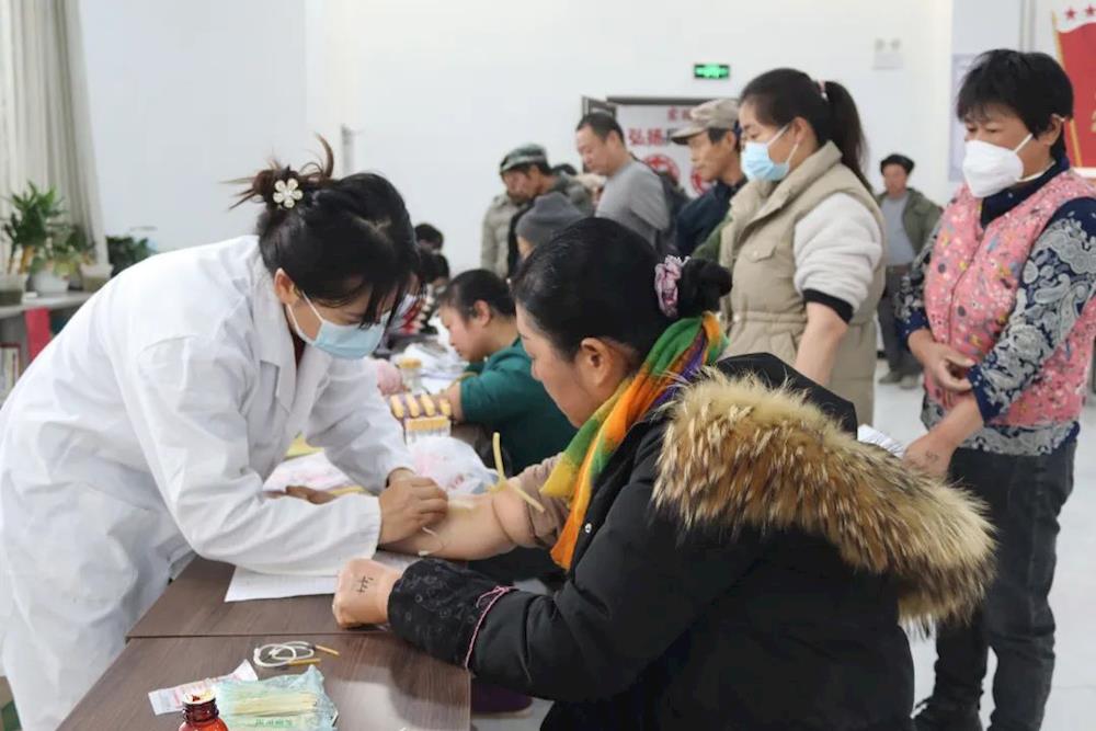 六連開展“全民免費健康體檢”工作