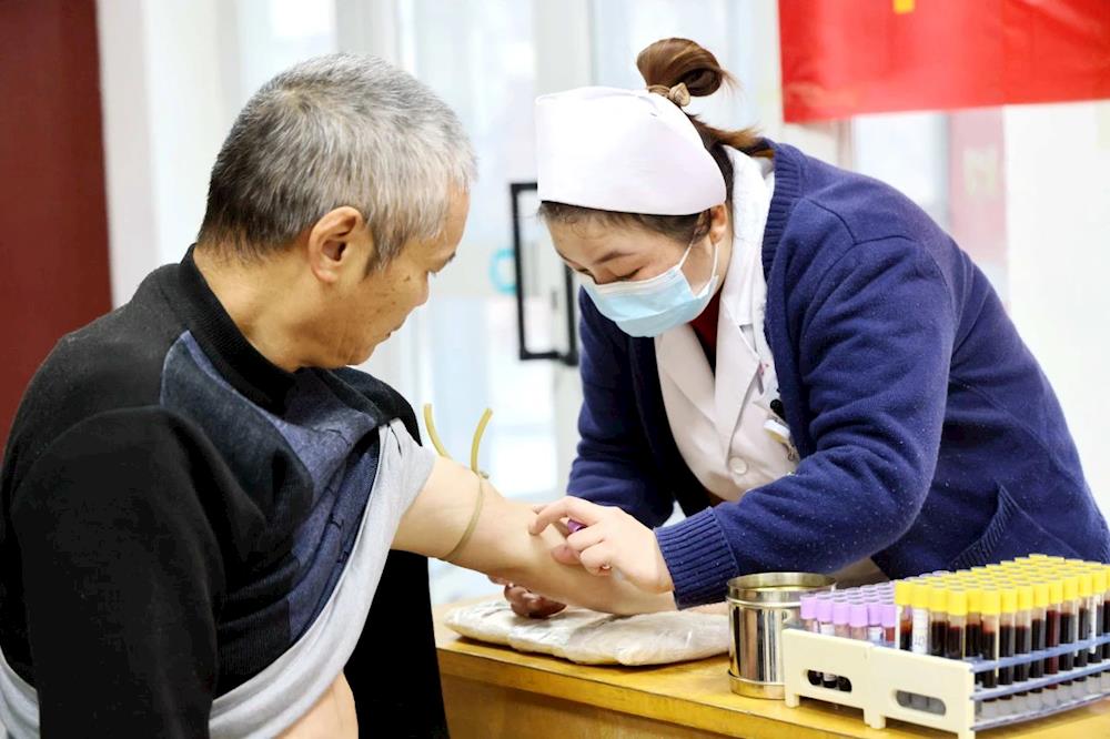 十六團  全民健康體檢 貼心服務暖人心