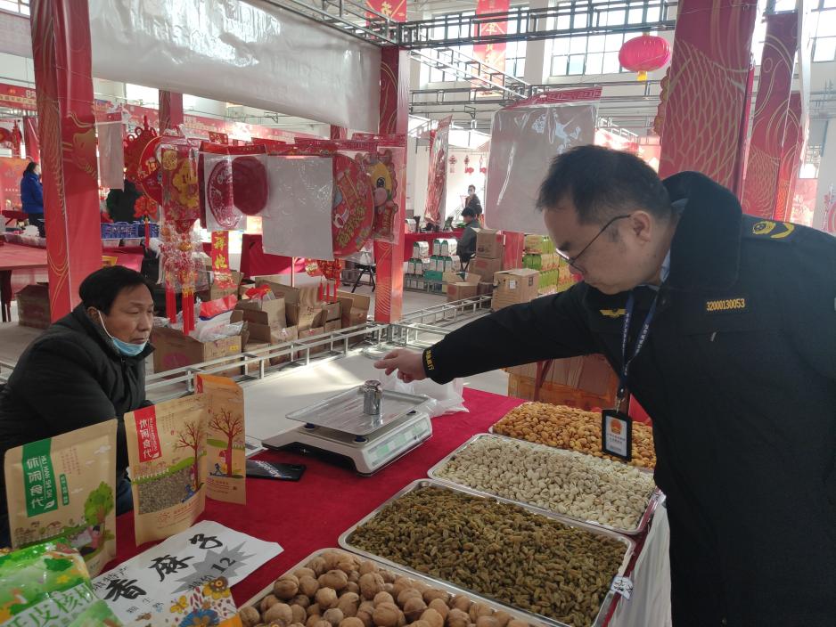 第一師市場監督管理局開展計量器具監督檢查  營造放心消費環境