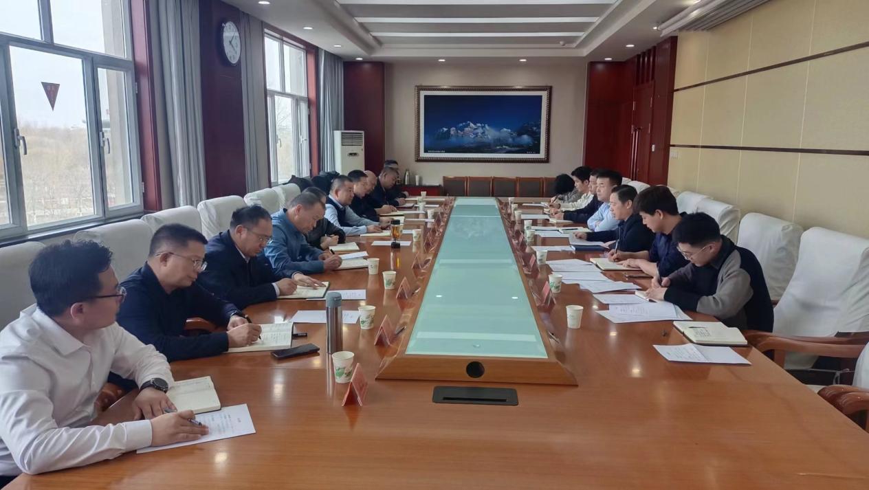 節前敲警鐘，風清氣正過“廉節”——師市財政局（國資委、金融辦）黨委召開監管企業春節節前廉政提醒談話會暨工作安排布置會