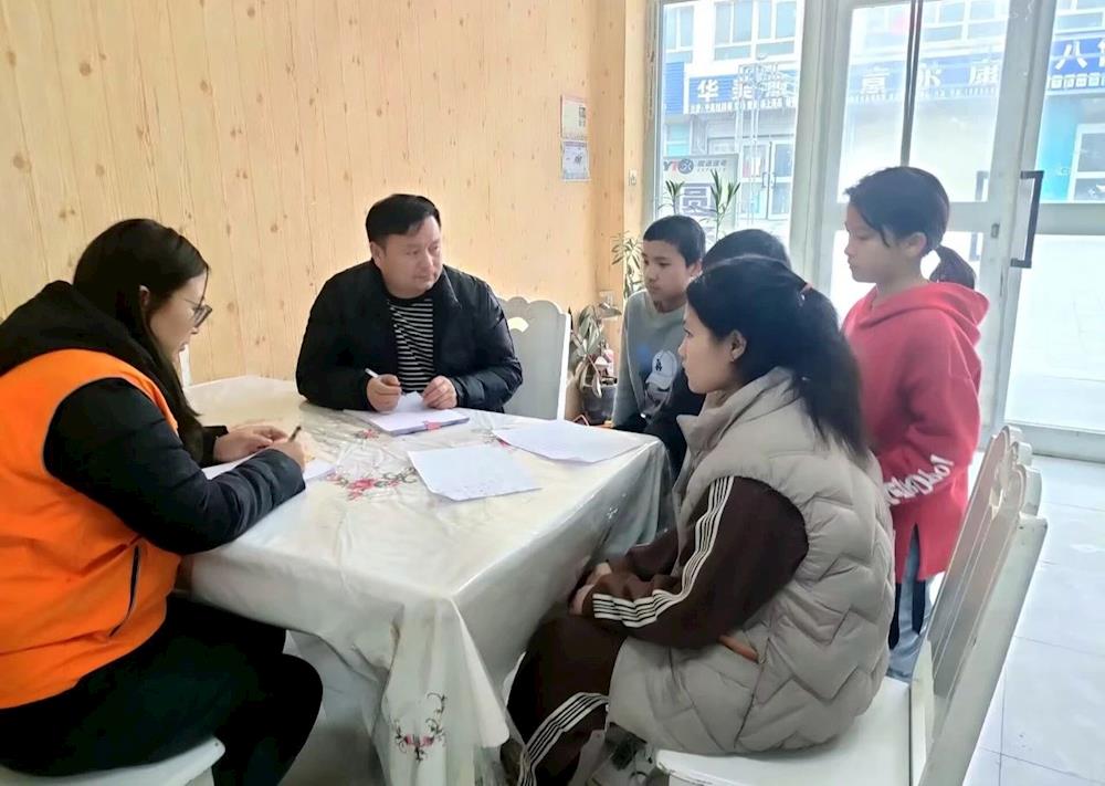 新春走基層丨十一團各單位紛紛開展“把愛帶回家-真情暖童心相伴護成長”寒假兒童關愛服務活動