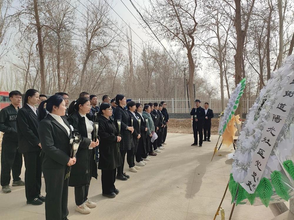 青松路街道開展“清明祭英烈· 忠誠鑄擔當”系列活動