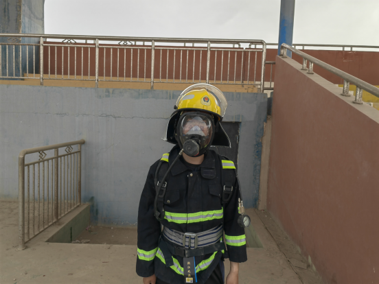 二團開展“師市應急救援技能大比武” 訓練活動