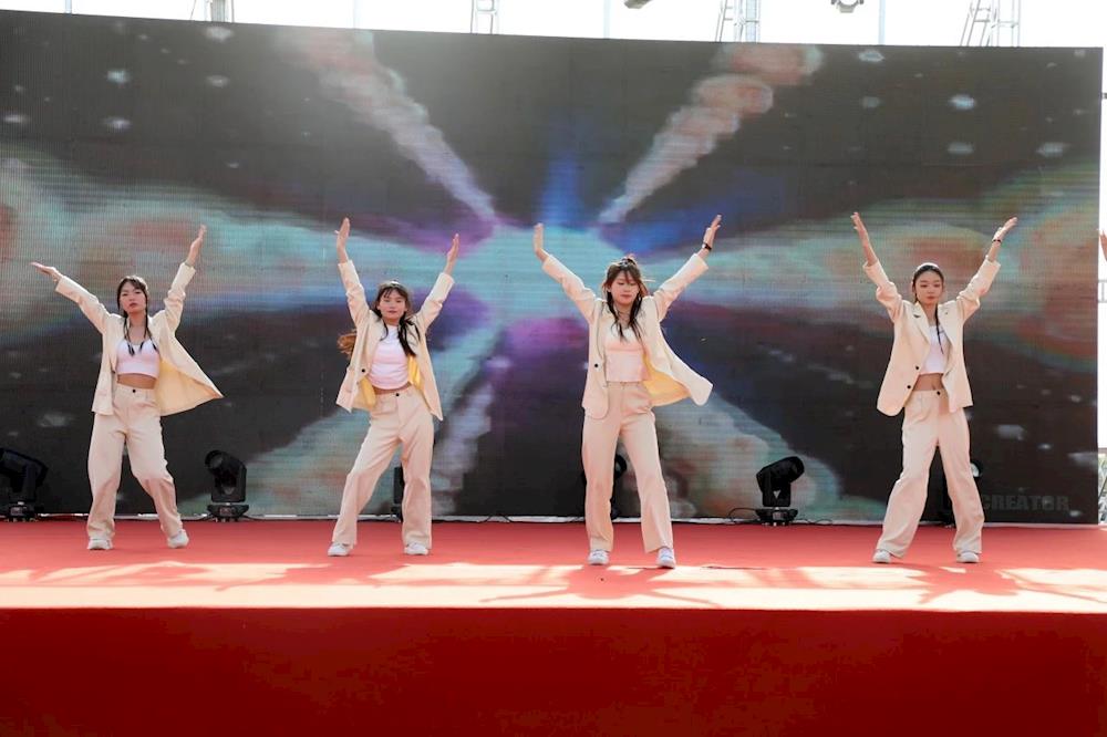 開(kāi)幕！塔克拉瑪干·沙漠之門嘉年華活動(dòng)精彩紛呈