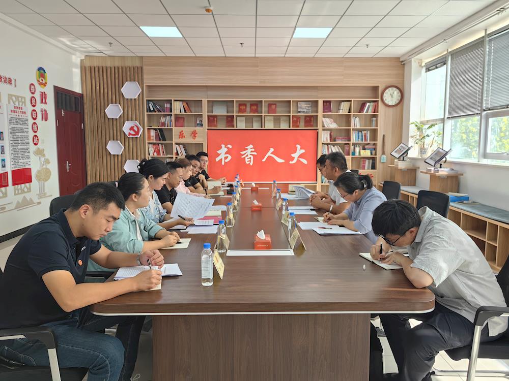 【人大工作動(dòng)態(tài)】阿拉爾市人大常委會(huì)領(lǐng)導(dǎo)赴青松路街道人大代表聯(lián)絡(luò)站 走訪聯(lián)系代表