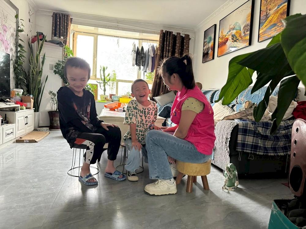 聚焦群眾“急難愁盼”丨“愛心媽媽”溫暖守護(hù) 點(diǎn)亮困境兒童希望之光