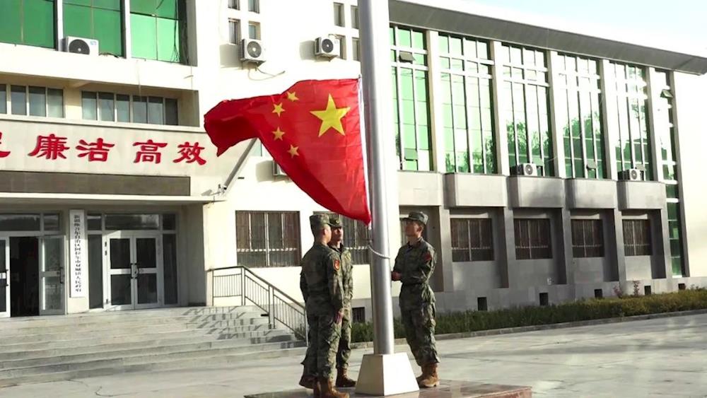 喜迎國慶 祝福祖國 | 六團舉行慶祝中華人民共和國成立75周年升國旗儀式