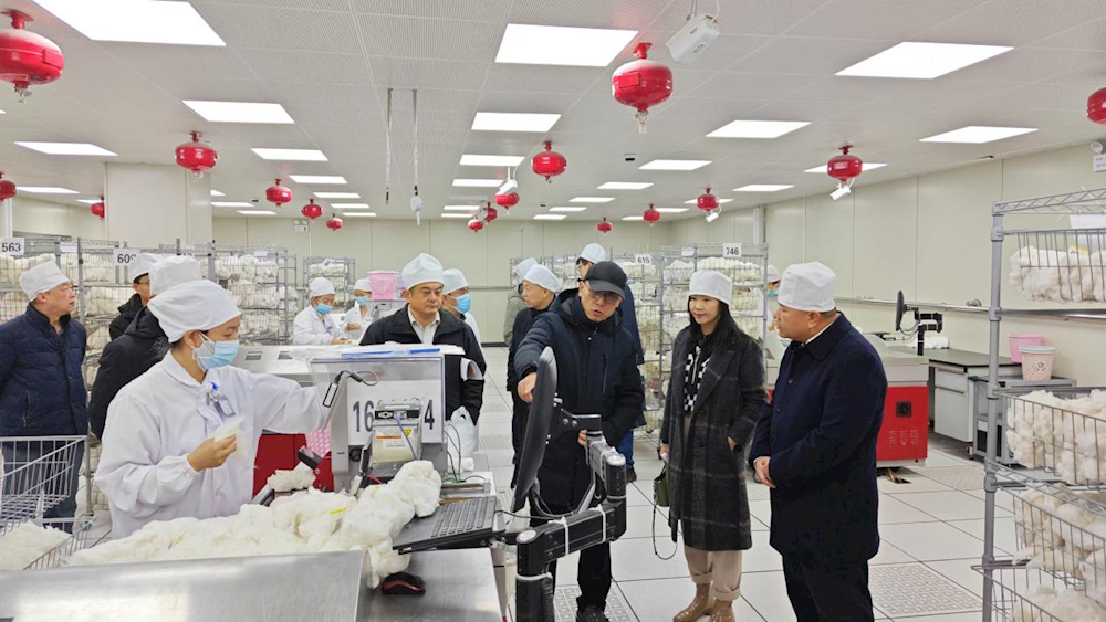 中國(guó)纖維質(zhì)量監(jiān)測(cè)中心深入公檢一線實(shí)地調(diào)研指導(dǎo)工作