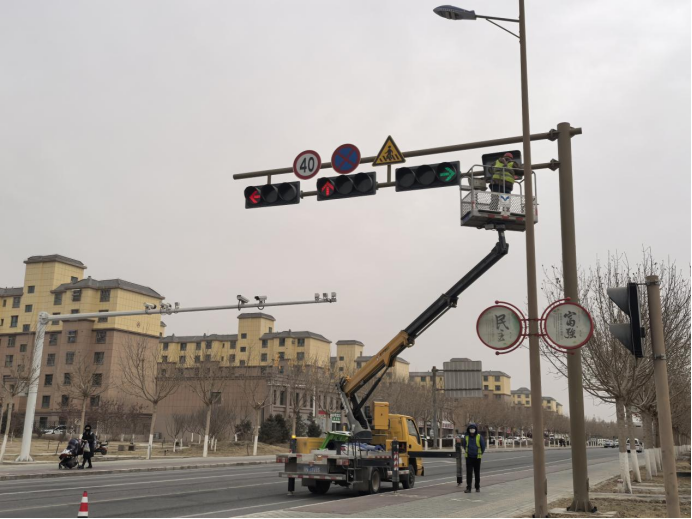 亮化設施大檢修，路燈“小事”變民生“大事”