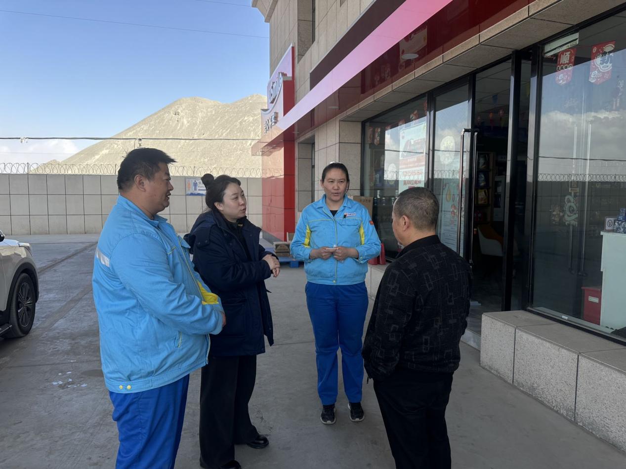 農(nóng)墾集團(tuán)強(qiáng)化內(nèi)部審計(jì)  助力阿拉爾市石油公司穩(wěn)健發(fā)展