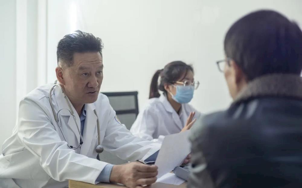 “家門口”看名醫 | 茶春喜：扎根邊疆三十九載，全力為群眾健康“搭橋”