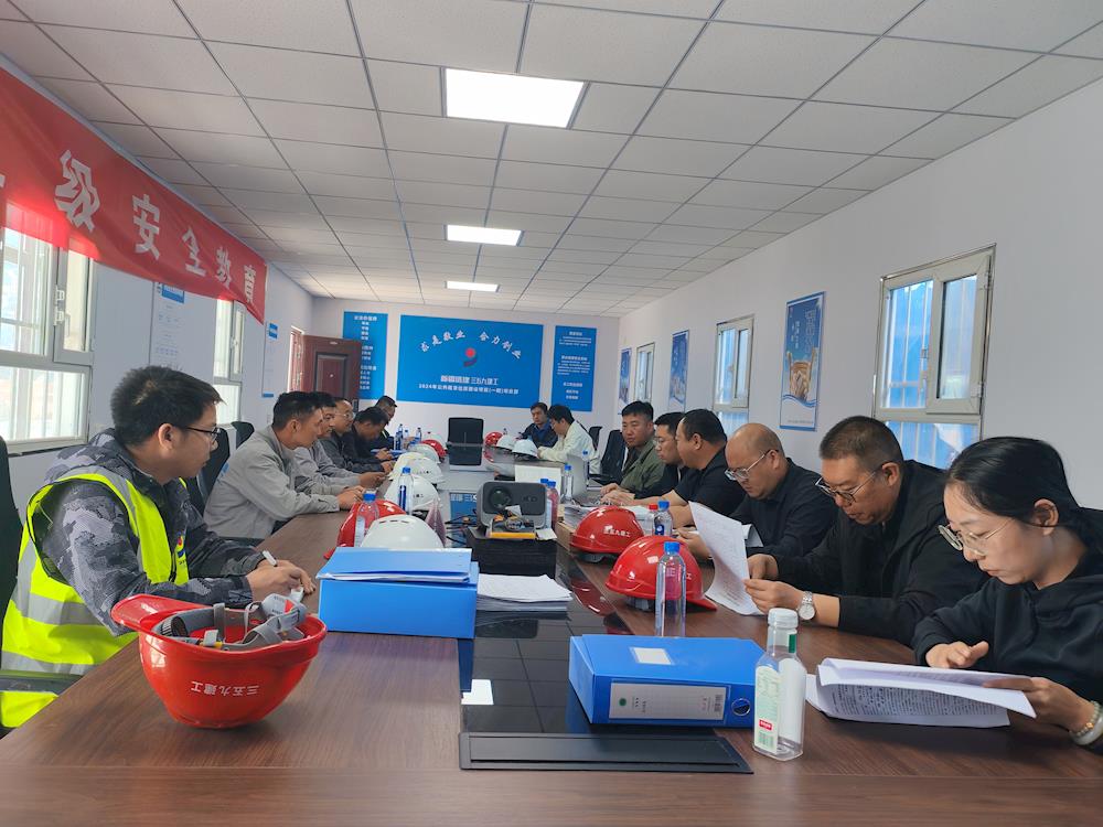 第一師市場監(jiān)管局聯(lián)合應(yīng)急管理局、住建局開展專項(xiàng)安全檢查