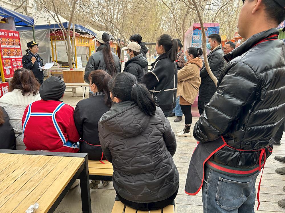 師市市場監督管理局在塔里木大學開展“反對浪費 崇尚節約”主題宣傳活動