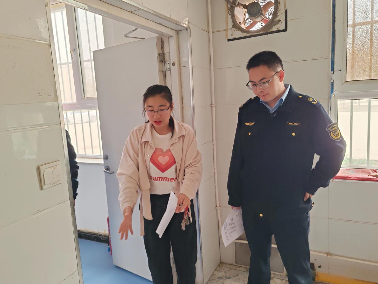 八團(tuán)對(duì)轄區(qū)康養(yǎng)機(jī)構(gòu)進(jìn)行安全檢查