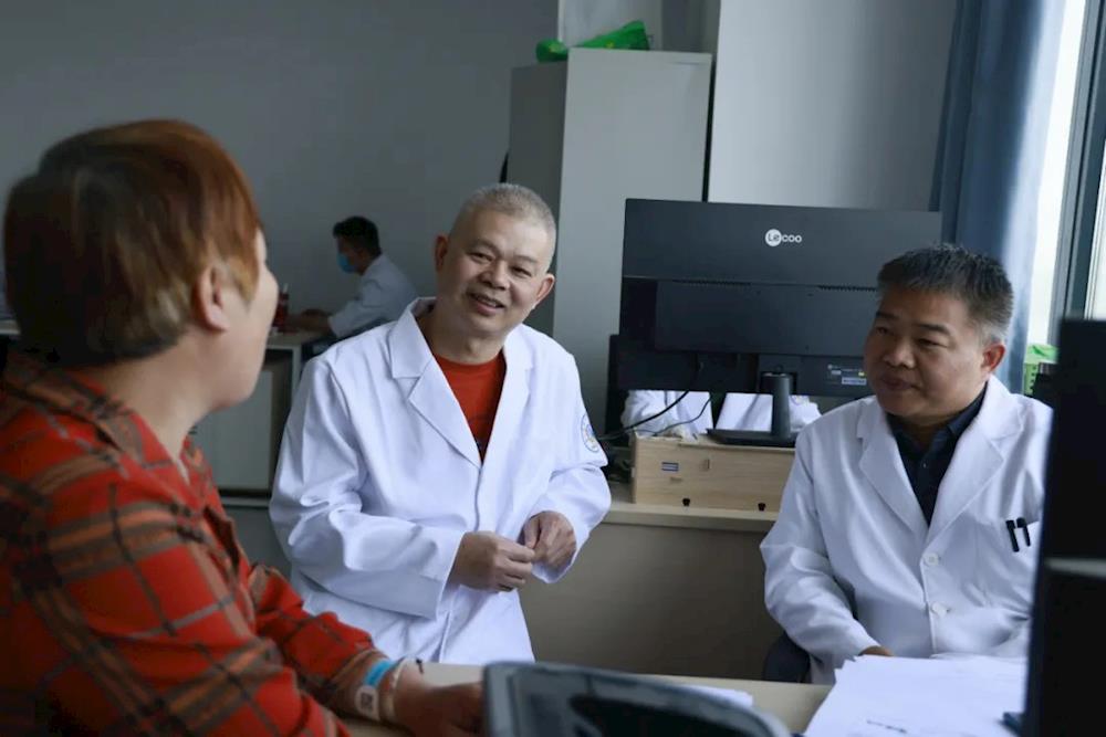 邊疆的甲乳外科專家！周澤民：湘江之畔到塔里木河畔的醫(yī)療守護