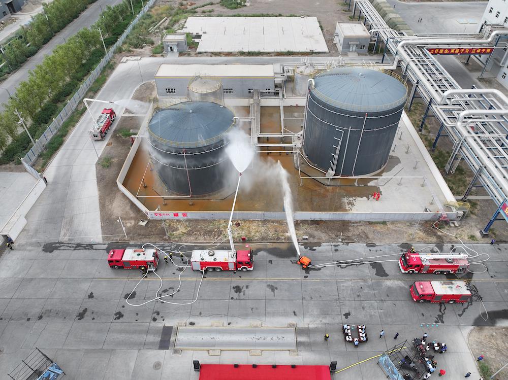 以演筑防 以練為戰(zhàn)—第一師阿拉爾市開展危險化學(xué)品泄漏火災(zāi)事故應(yīng)急處置演練