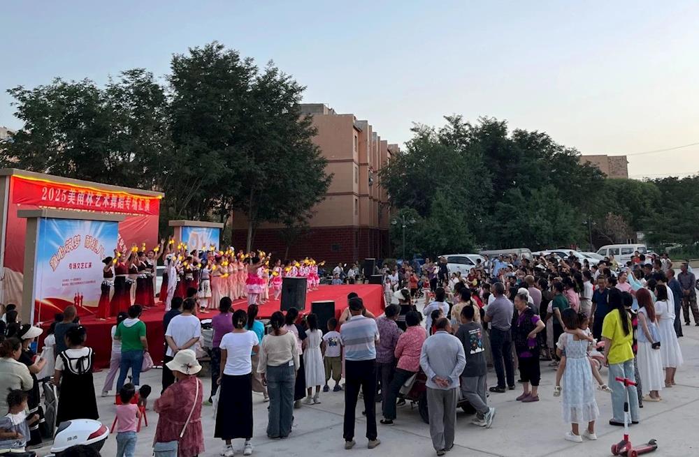 花橋社區：文藝匯演精彩紛呈 居民共享夏日文化盛宴