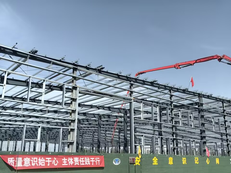 新城建筑穩步推進九團5萬噸農資儲備庫建設項目（年產50萬噸新型復合肥二期建設項目）